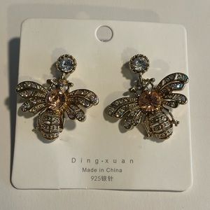 New Gold Bee Earrings w/ Rhinestones 1.5” Studs